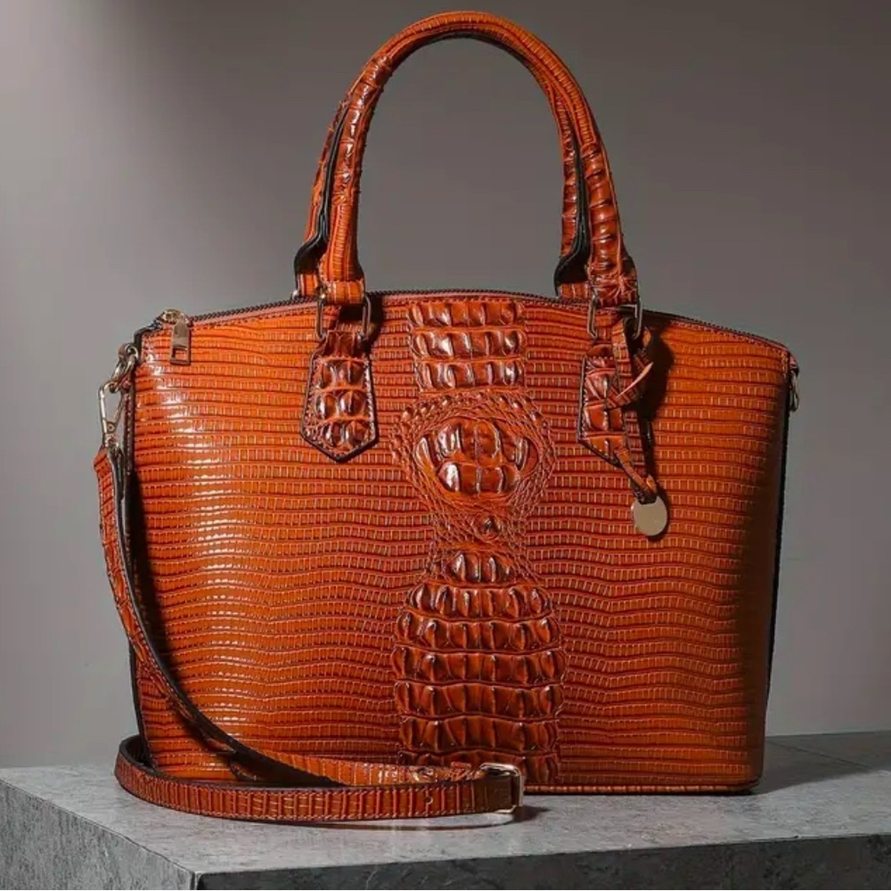 Luxury leather Crocodile Pattern Handbag - Picture 1 of 5